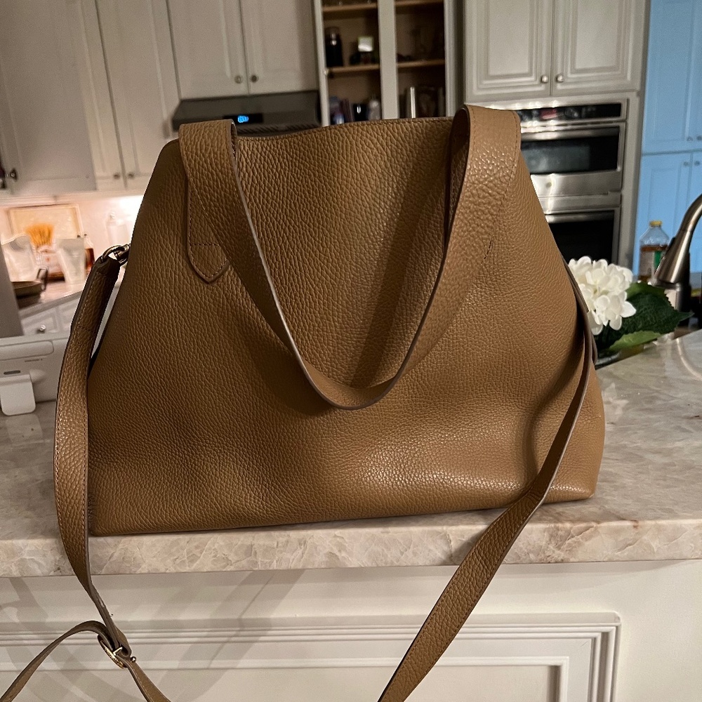 Cuyana Zippered Satchel in Cappuccino - Like NEW!